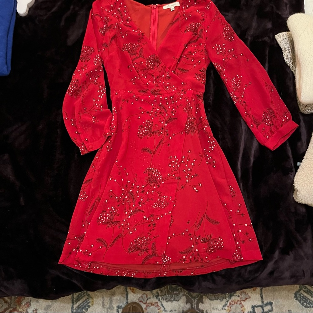 Holiday Party Perfection!! Madewell red 0 mini dress with long sleeves!